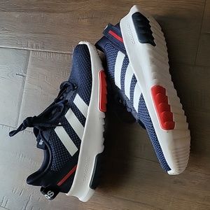 ADIDAS RUNNING SNEAKERS